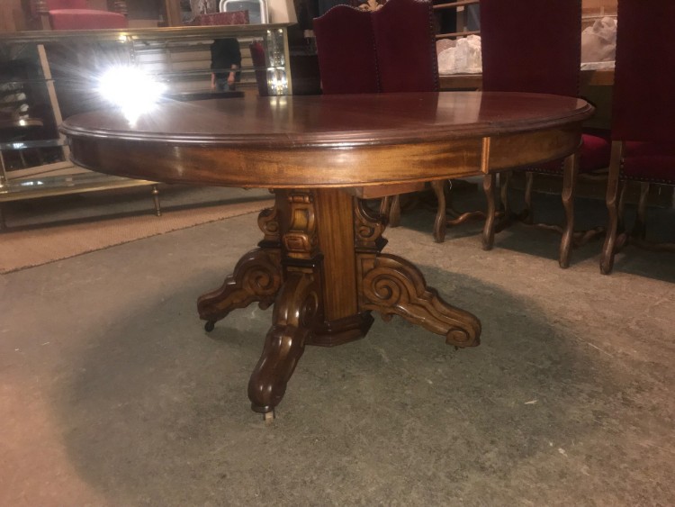 Mahogany round pedestal table, mid XIXth