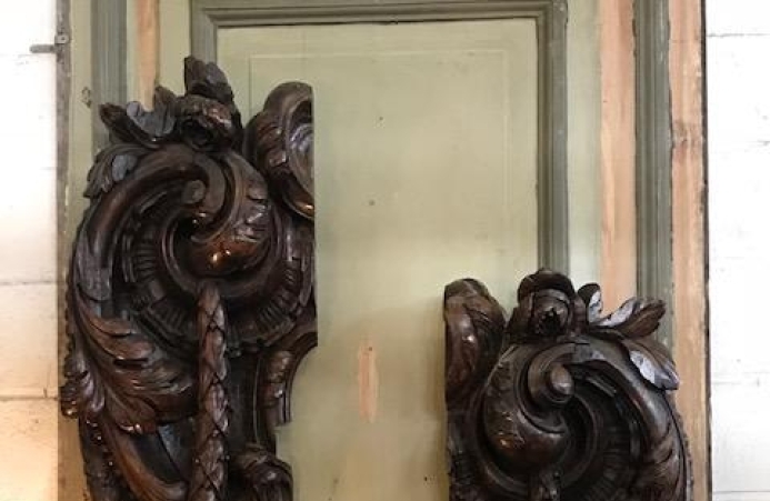 Pair of carved walnut architectural elements, XVIIIth