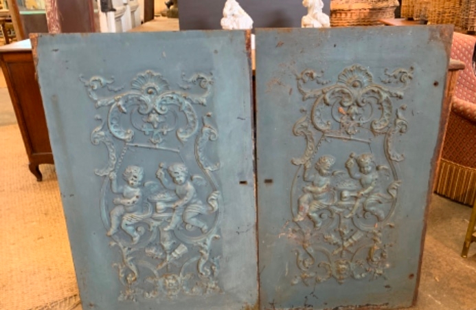 Pair of cast iron fireback panels XIXth