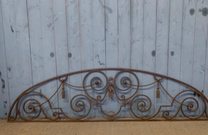 Wrought iron arch beg XXth