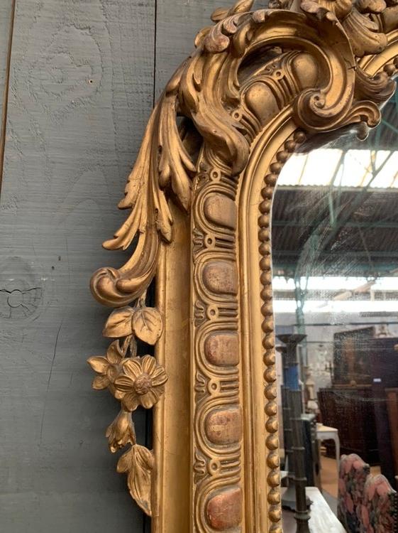 Gilt mirror with flower carvings, c.1850