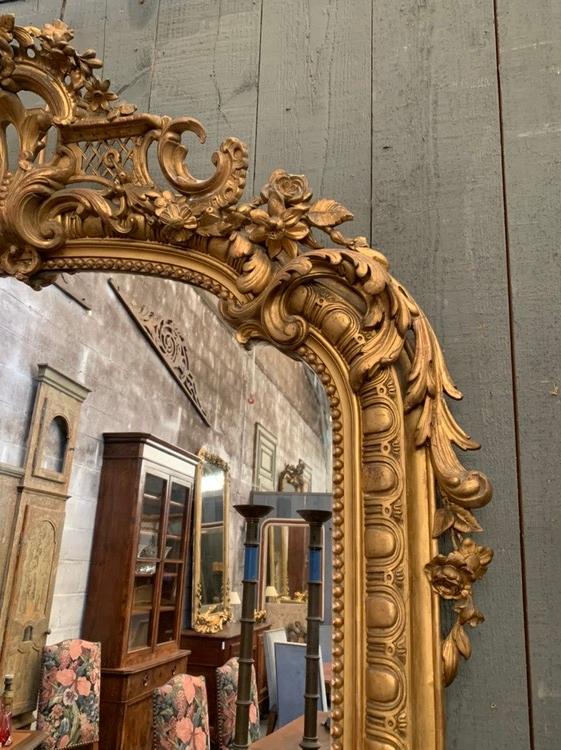 Gilt mirror with flower carvings, c.1850